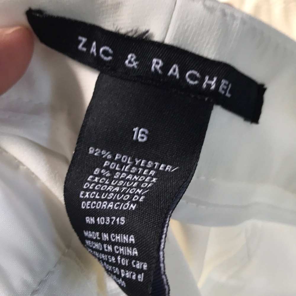 White pants nice feel!